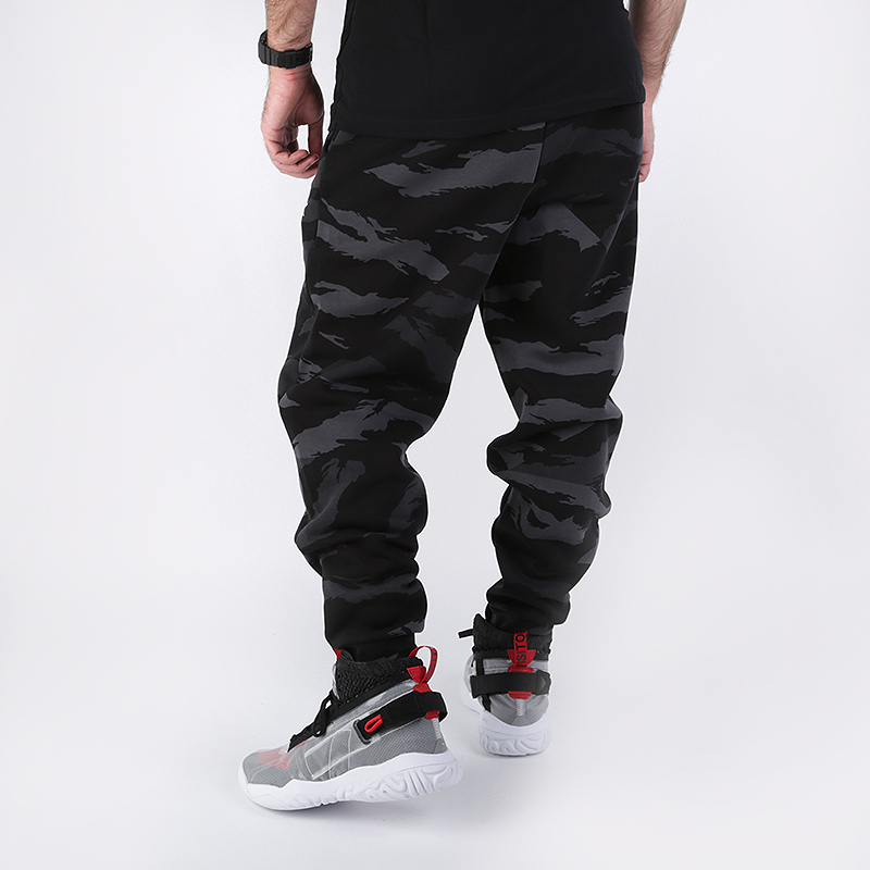мужские черные брюки Jordan Jumpman Fleece Camo Pant BQ5662-010 - цена, описание, фото 5